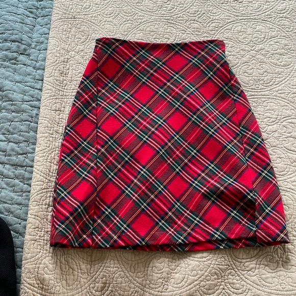 Plaid mini skirt - Picture 1 of 4